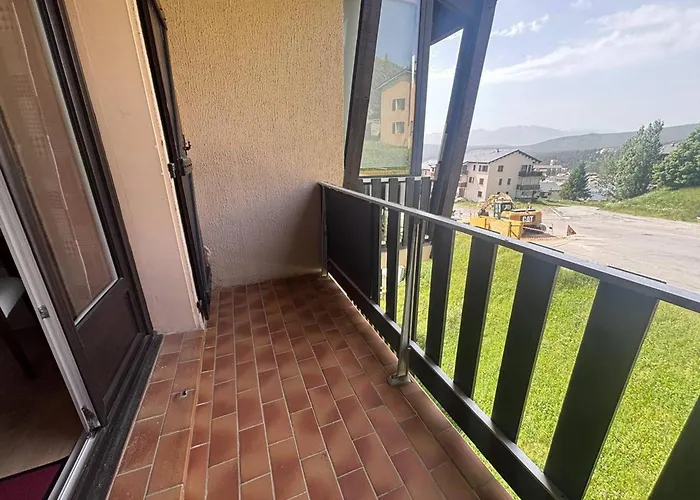 3 Pièces Avec Mezzanine - Parking Privatif Proche Des Pistes - Fr-1-593-72 * Les Angles (Pyrenees-Orientales)